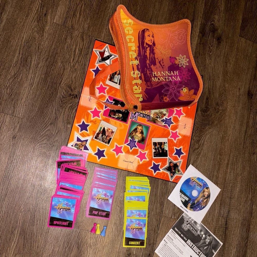 Hannah Montana secret star board game with cute zipper case